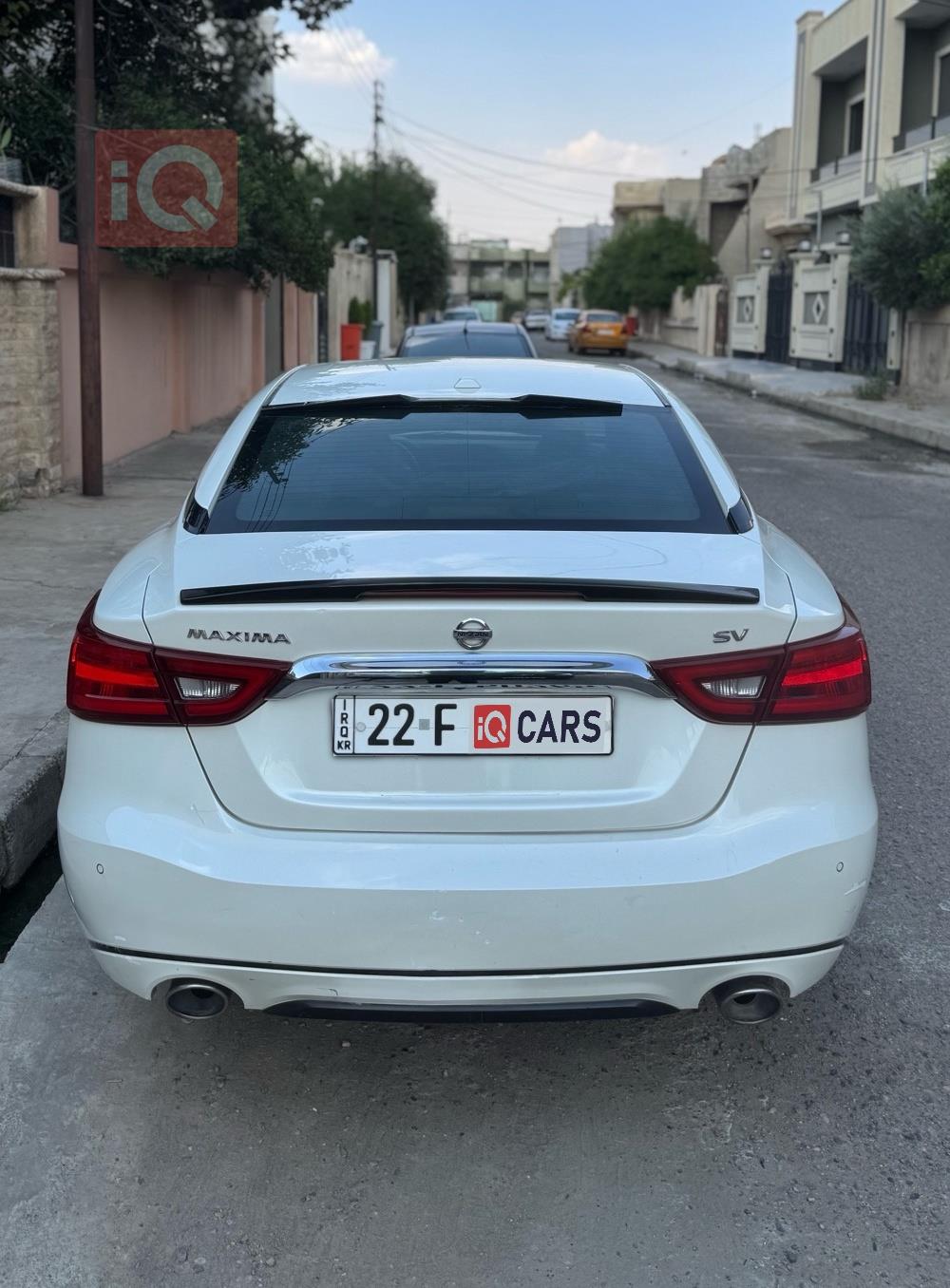 Nissan Maxima